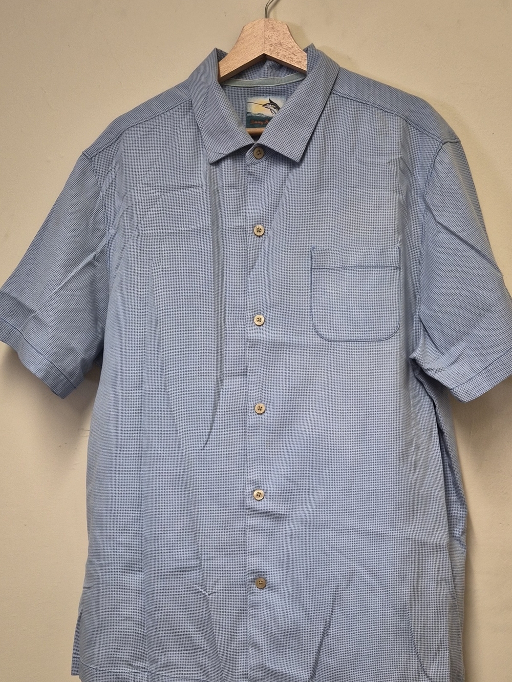Tommy Bahama Light Blue Short-Sleeve Button-Down Shirt Size L
